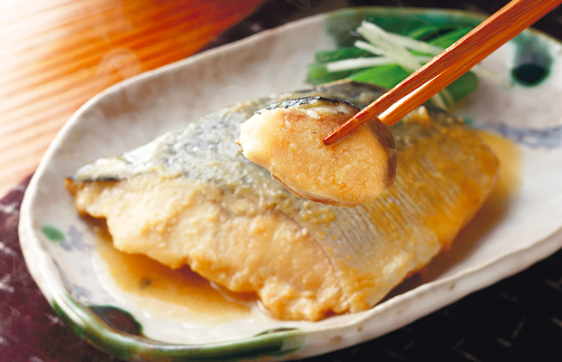 骨取りさばの味噌煮